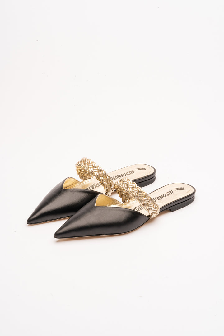SELEN FLAT