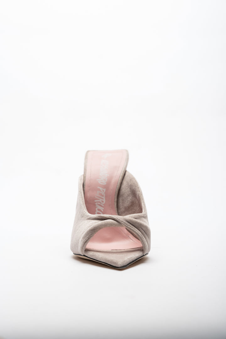 PATRICIA MULE 110