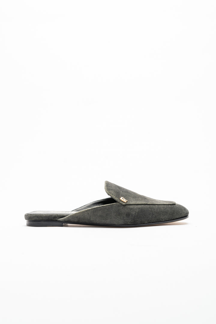 PATRICIA MOCCASIN